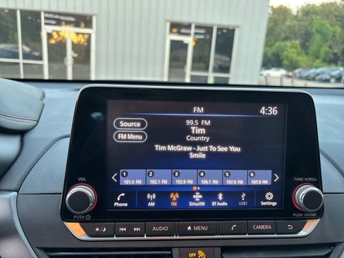 Used 2025 Nissan Altima 2.5 SR AWD/4WD image 19