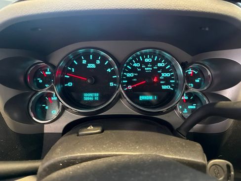 Used 2013 Chevrolet Silverado 2500 W/T AWD/4WD image 8