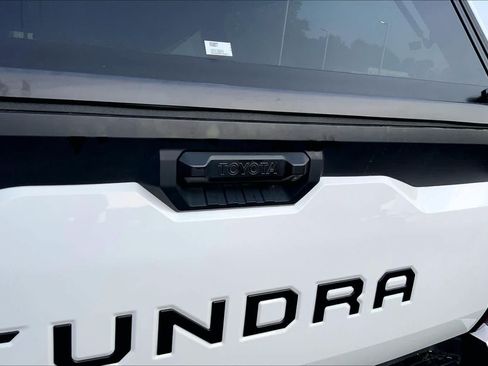 Used 2024 Toyota Tundra SR5 w/ SR5 Convenience Package AWD/4WD image 10