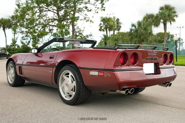 Used 1988 Chevrolet Corvette Convertible RWD image 6