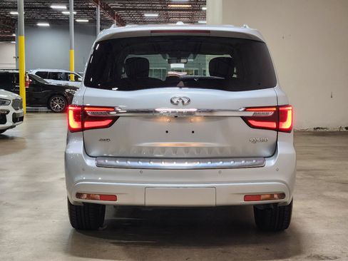 Used 2022 INFINITI QX80 Luxe w/ Cargo Package AWD/4WD image 10