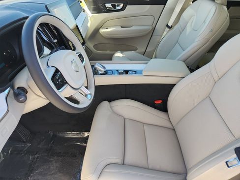 New 2026 Volvo XC60 B5 Ultra w/ Protection Package Premier image 3