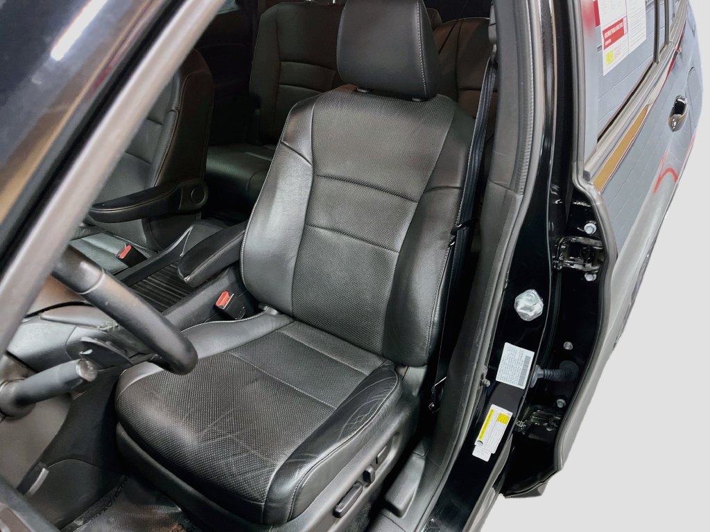 Used 2023 Honda Passport EX-L image 18