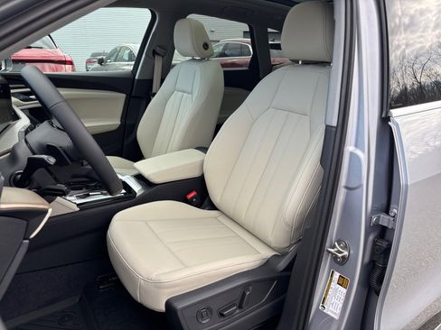 New 2025 Audi Q5 Premium Plus image 30