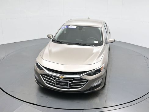 Used 2022 Chevrolet Malibu LT image 36