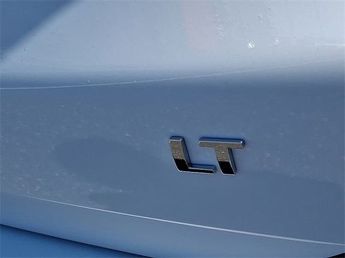 Certified 2022 Chevrolet Equinox LT image 30