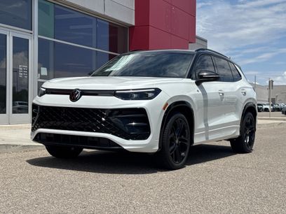 New 2026 Volkswagen Tiguan SE R-Line