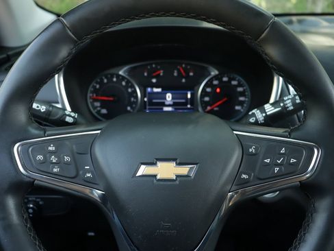 Used 2024 Chevrolet Equinox LT w/ LPO, Floor Liner Package image 10