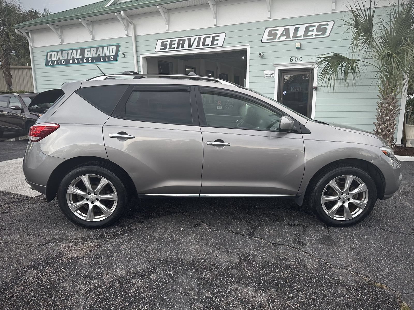 Used 2012 Nissan Murano LE w/ Platinum Pkg FWD image 5