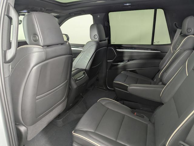 Used 2025 Cadillac Escalade Sport w/ Touring Package AWD/4WD image 22