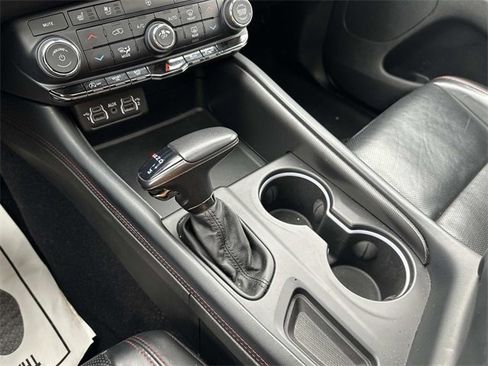 Certified 2023 Dodge Durango GT image 23