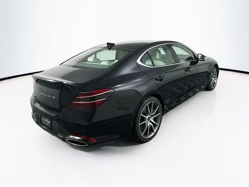 Used 2025 Genesis G70 2.5T image 9