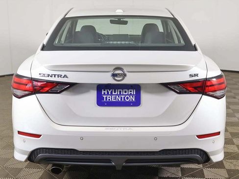 Used 2023 Nissan Sentra SR w/ SR Premium Package FWD image 13