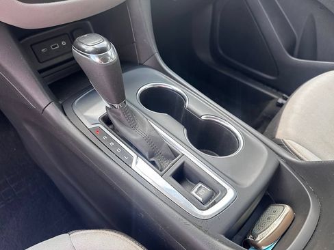 Used 2020 Chevrolet Equinox LS w/ LPO, Floor Liner Package FWD image 26