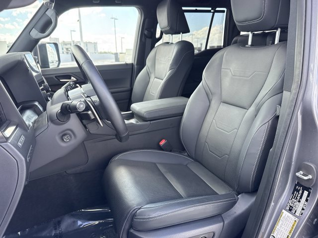 Used 2024 Lexus GX 550 w/ Cold Area Package AWD/4WD image 11