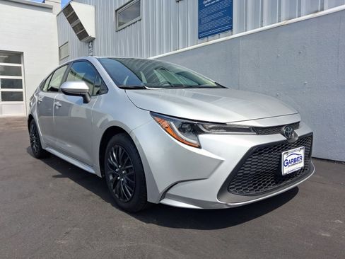 Used 2022 Toyota Corolla LE FWD image 7