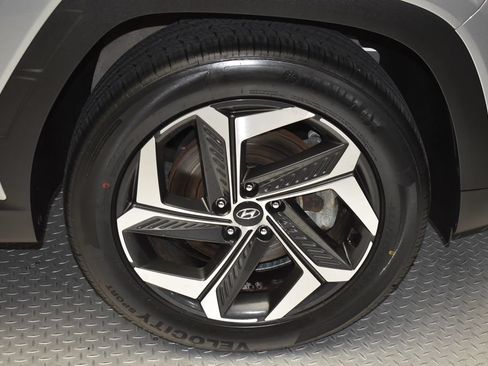 Used 2023 Hyundai Tucson Limited AWD/4WD image 37