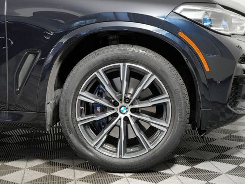 Used 2022 BMW X5 xDrive40i w/ M Sport Package AWD/4WD image 12