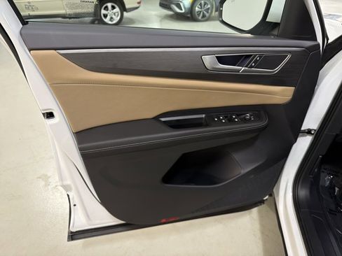 New 2026 Volkswagen Atlas Cross Sport SE AWD/4WD image 17