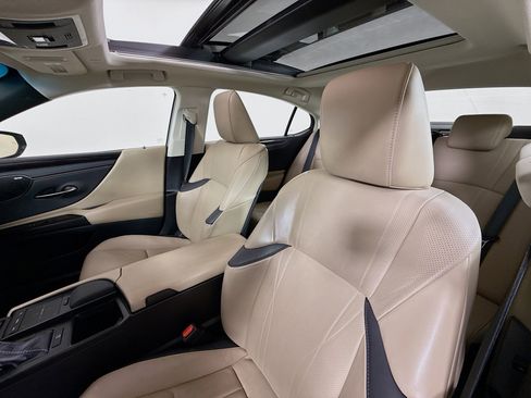 Used 2019 Lexus ES 350 Luxury image 11