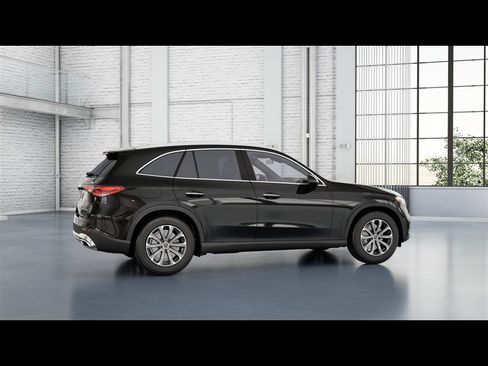 Certified 2026 Mercedes-Benz GLC 300 4MATIC image 13