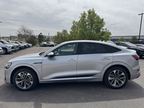 Used 2021 Audi e-tron Premium w/ Black Optic Package AWD/4WD image 4