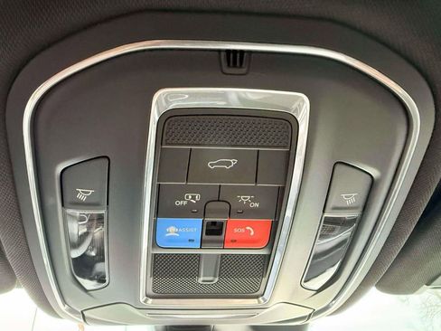 New 2026 Jeep Grand Cherokee Altitude image 23