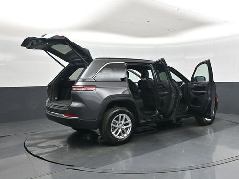 New 2026 Jeep Grand Cherokee Laredo X AWD/4WD image 46