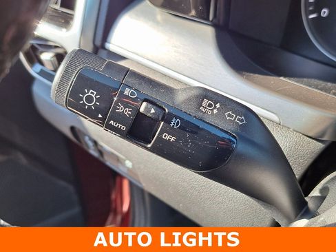 Used 2022 Kia Sorento SX image 12