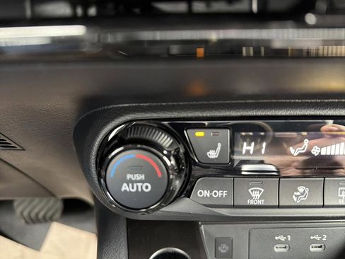 Used 2026 Nissan Kicks SV w/ Cold Weather Package AWD/4WD image 7