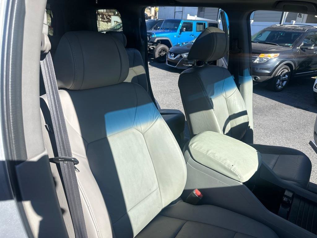 Used 2010 Honda Pilot EX-L image 35