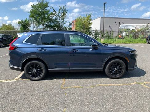 Used 2024 Honda CR-V Sport image 2