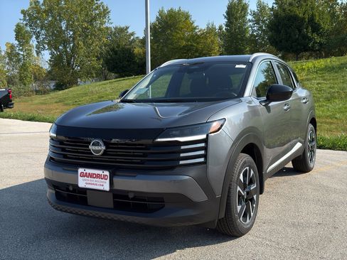 New 2026 Nissan Kicks SV w/ Cold Weather Package image 2