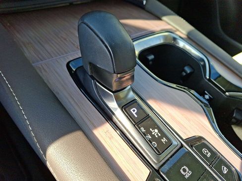 Used 2024 Lexus RX 350 Premium w/ Accessory Package (Z1) image 11