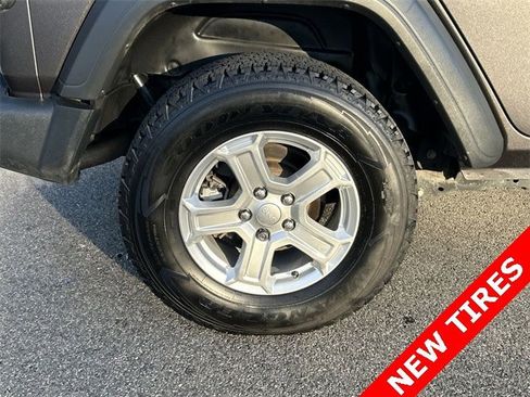 Certified 2019 Jeep Wrangler Unlimited Sport S image 12