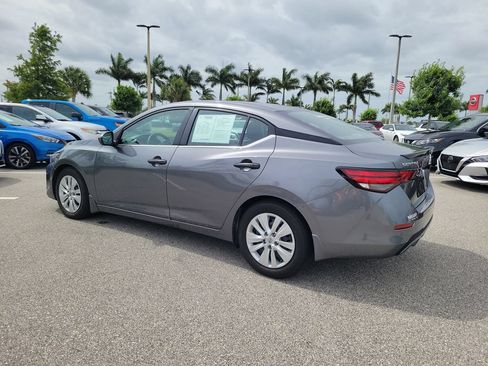 Used 2025 Nissan Sentra S FWD image 3