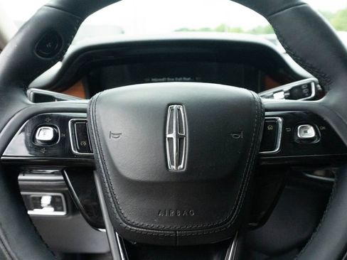 Used 2020 Lincoln Aviator Reserve w/ Elements Package Plus RWD image 26