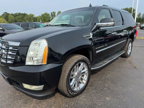 Used 2007 Cadillac Escalade ESV AWD image 9