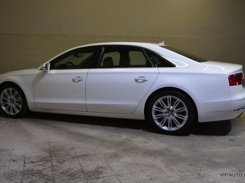 Used 2012 Audi A8 L 4.2 w/ Rear Seat Comfort Pkg image 31