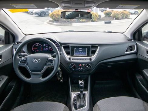 Used 2022 Hyundai Accent SE image 20