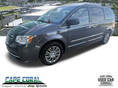 Used 2016 Chrysler Town & Country Touring w/ Driver Convenience Group