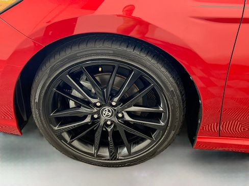 Used 2022 Toyota Camry XSE image 13