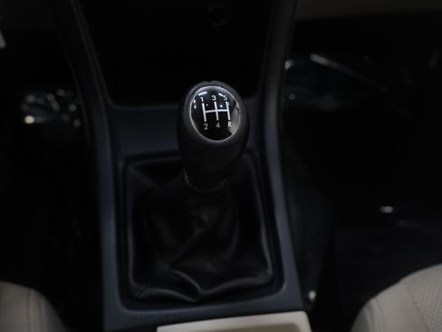 Used 2015 Subaru Crosstrek 2.0i Premium image 23