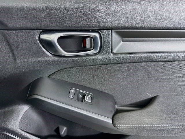 Used 2023 Honda Civic Sport image 30