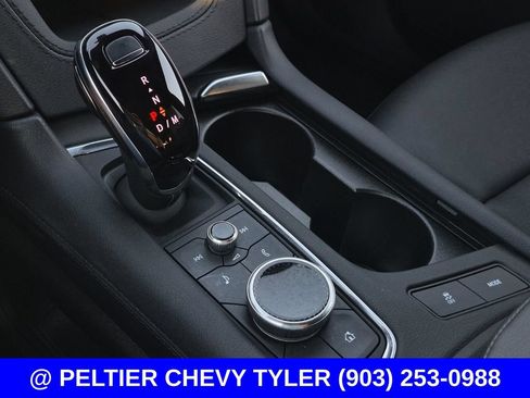 Used 2025 Cadillac XT6 Luxury FWD image 25