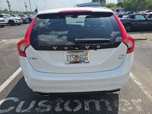 Used 2015 Volvo V60 T5 Premier AWD/4WD image 7