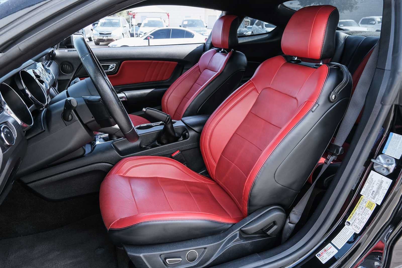 Used 2016 Ford Mustang GT Premium w/ GT Performance Package RWD image 29