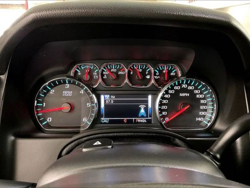 Used 2017 GMC Yukon XL SLT image 13