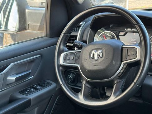 Used 2022 RAM 1500 Big Horn AWD/4WD image 14