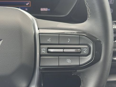 Used 2024 Chevrolet Colorado LT RWD image 22